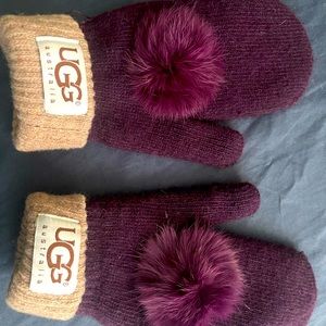 UGG Mittens